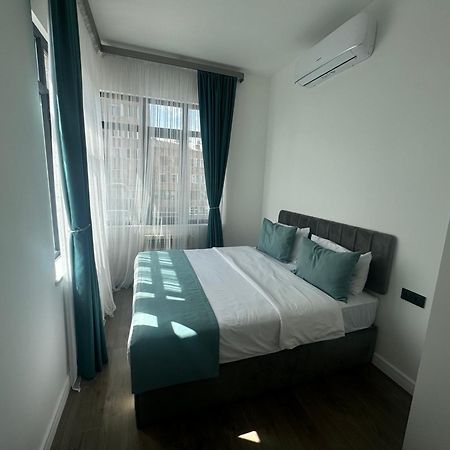 Luxe Apartment In Center Yerevan Exterior photo