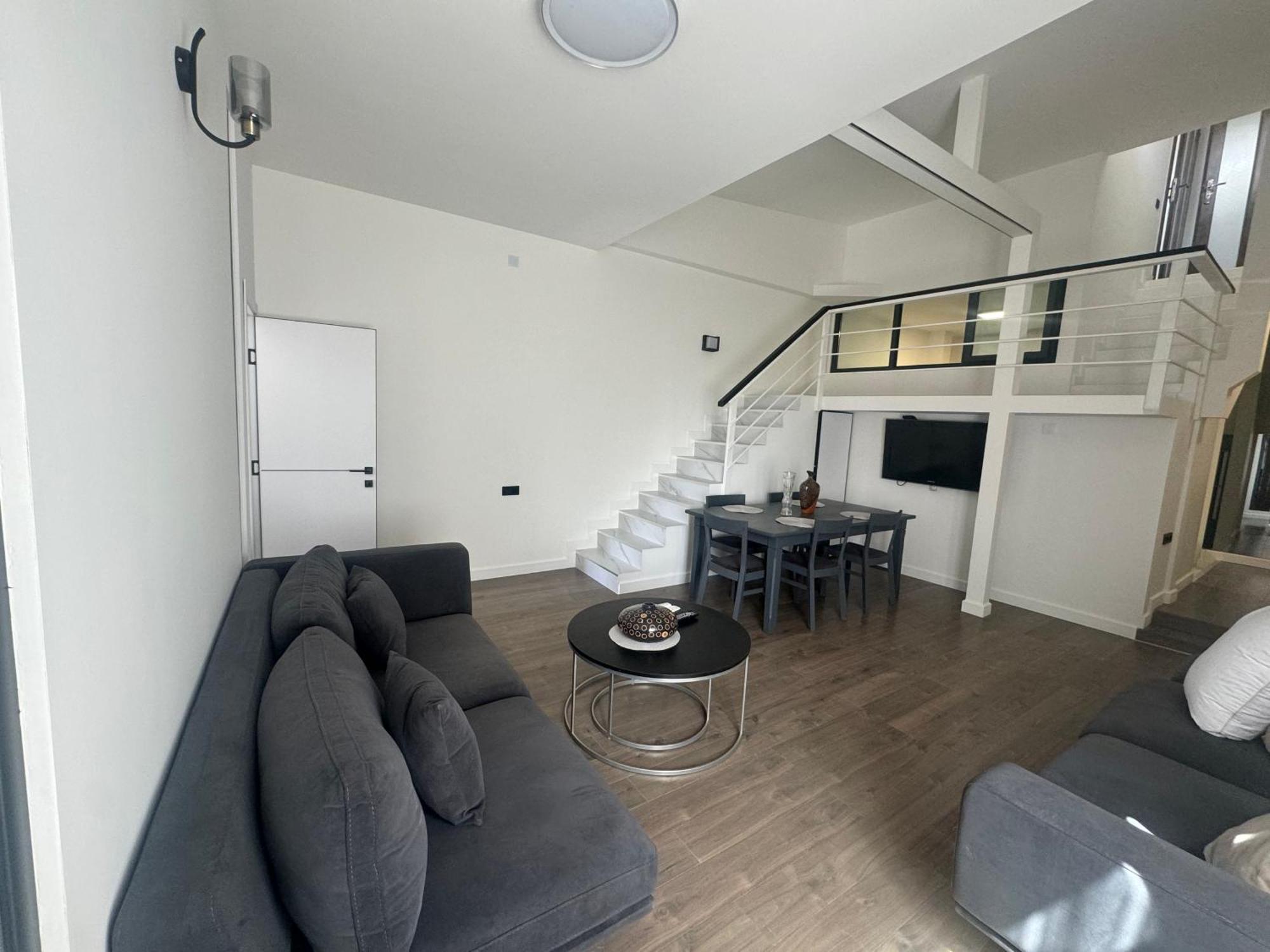 Luxe Apartment In Center Yerevan Exterior photo