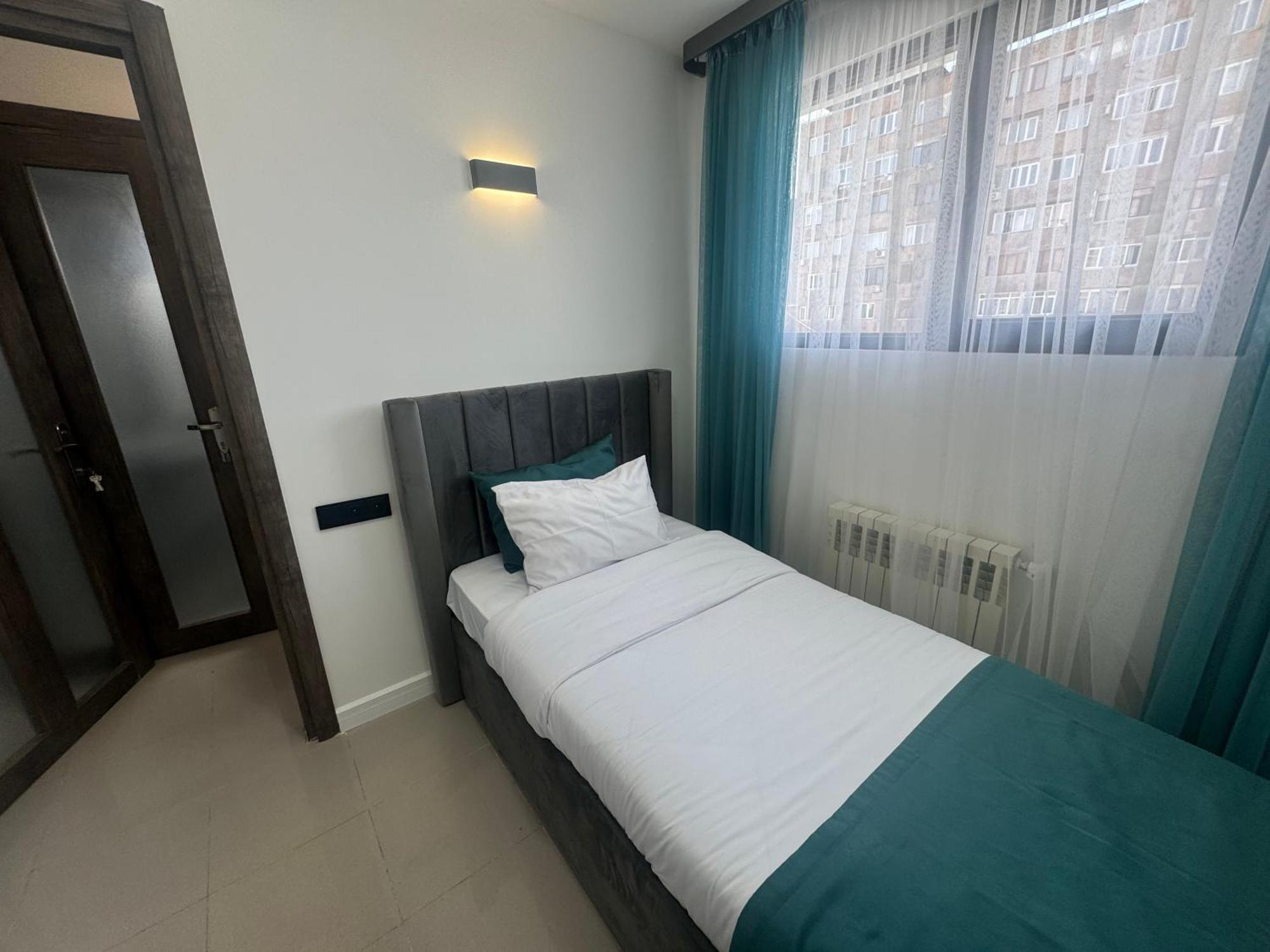 Luxe Apartment In Center Yerevan Exterior photo